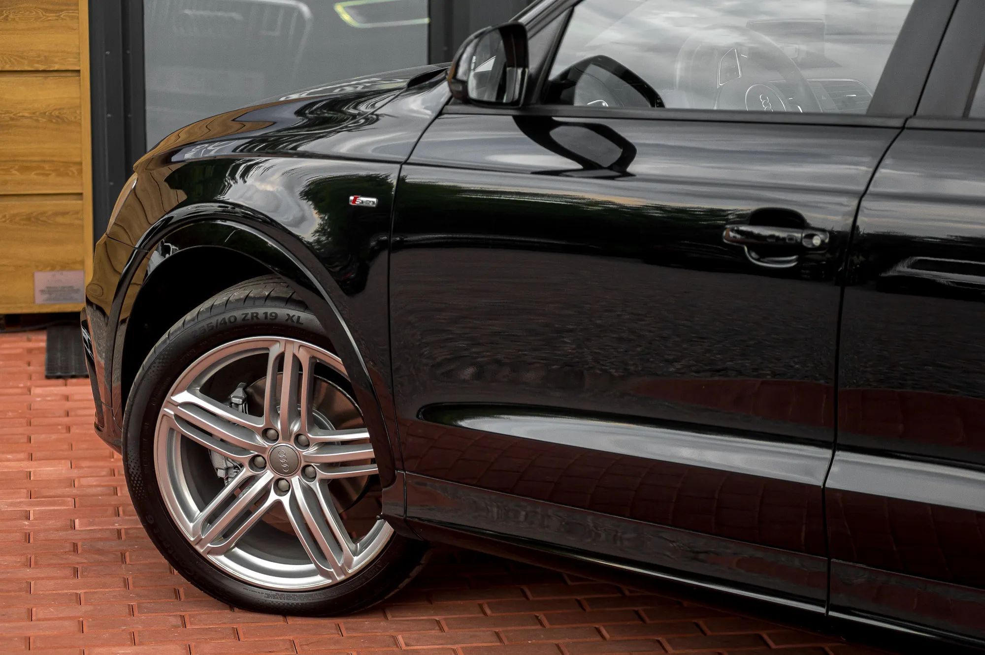 Audi Q3 2,0 TFSI Quattro BOSE S-Line Xenon Nawigacja Podgrzewane Fotele
