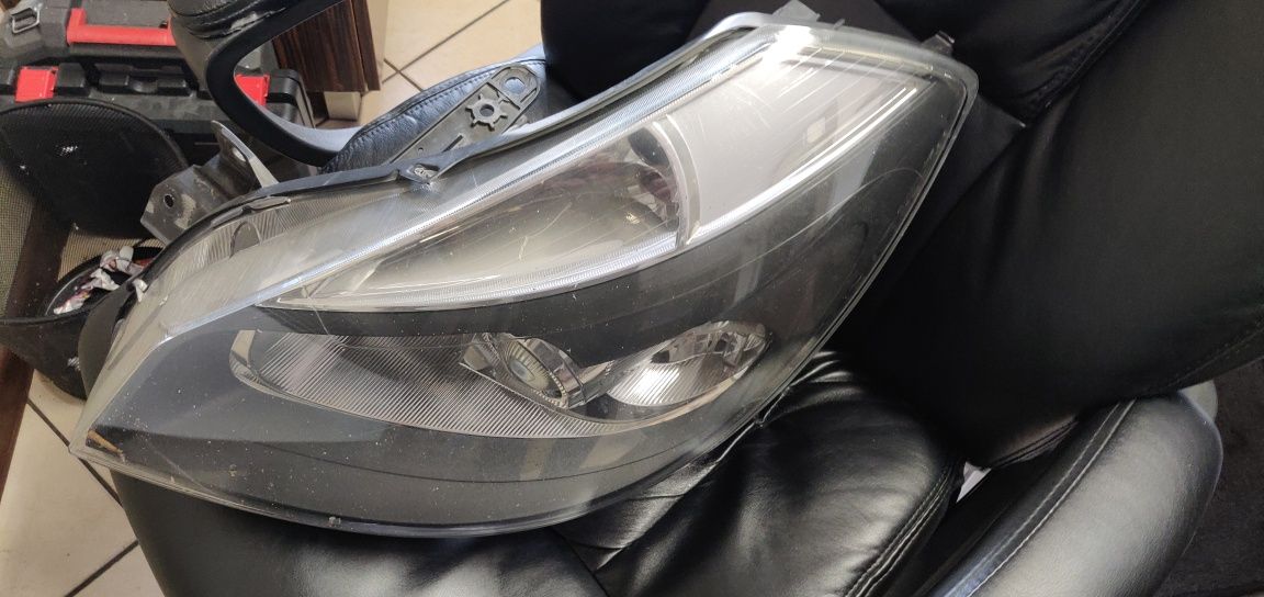 Lampy soczewkowe Clio III lewa i prawa cena za obie