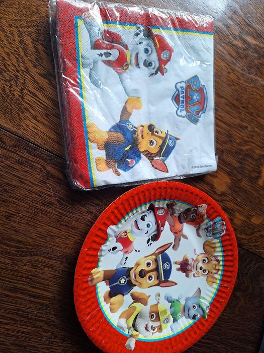 Serwetki Psi Patrol urodziny 16 sztuk i talerzyk gratis