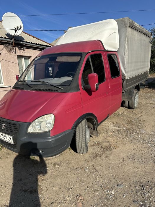 Продам Газель дуэт шесть мест плюс три метра кузов