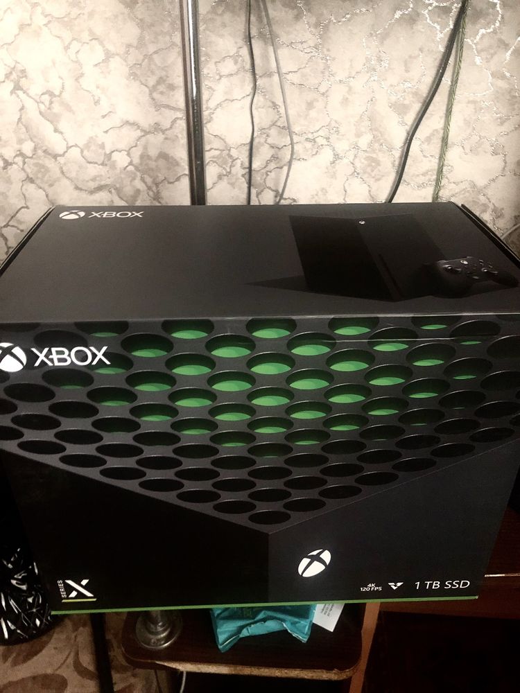 Xbox series X + Gamepass на год