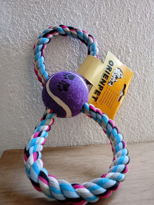 Brinquedo de cão corda bola