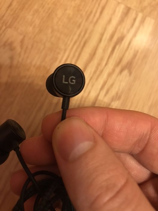 Навушники LG QuadBeat 3 Tuned by AKG оригінальні
