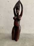 Estátua em madeira 0,90 cm de altura
