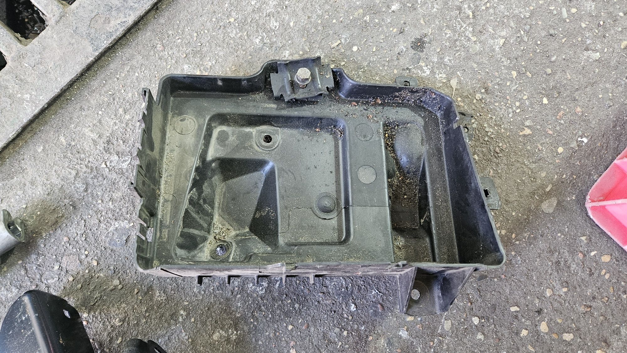 Półka podstawa mocowanie akumulatora opel astra h zafira b