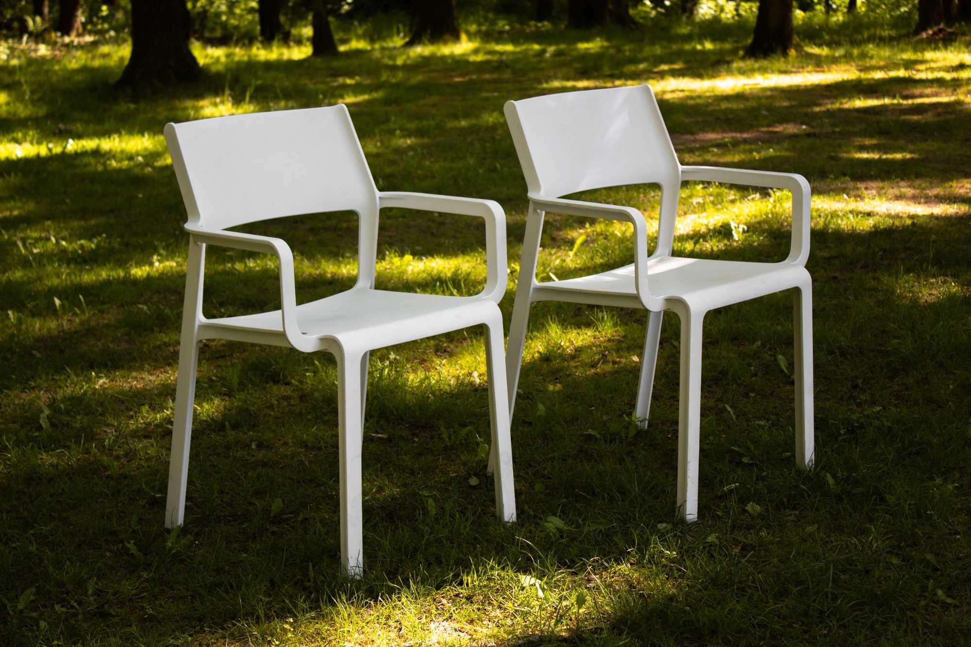 Białe krzesła cateringowe - wynajem do 500 szt. / ogrodowe / katering