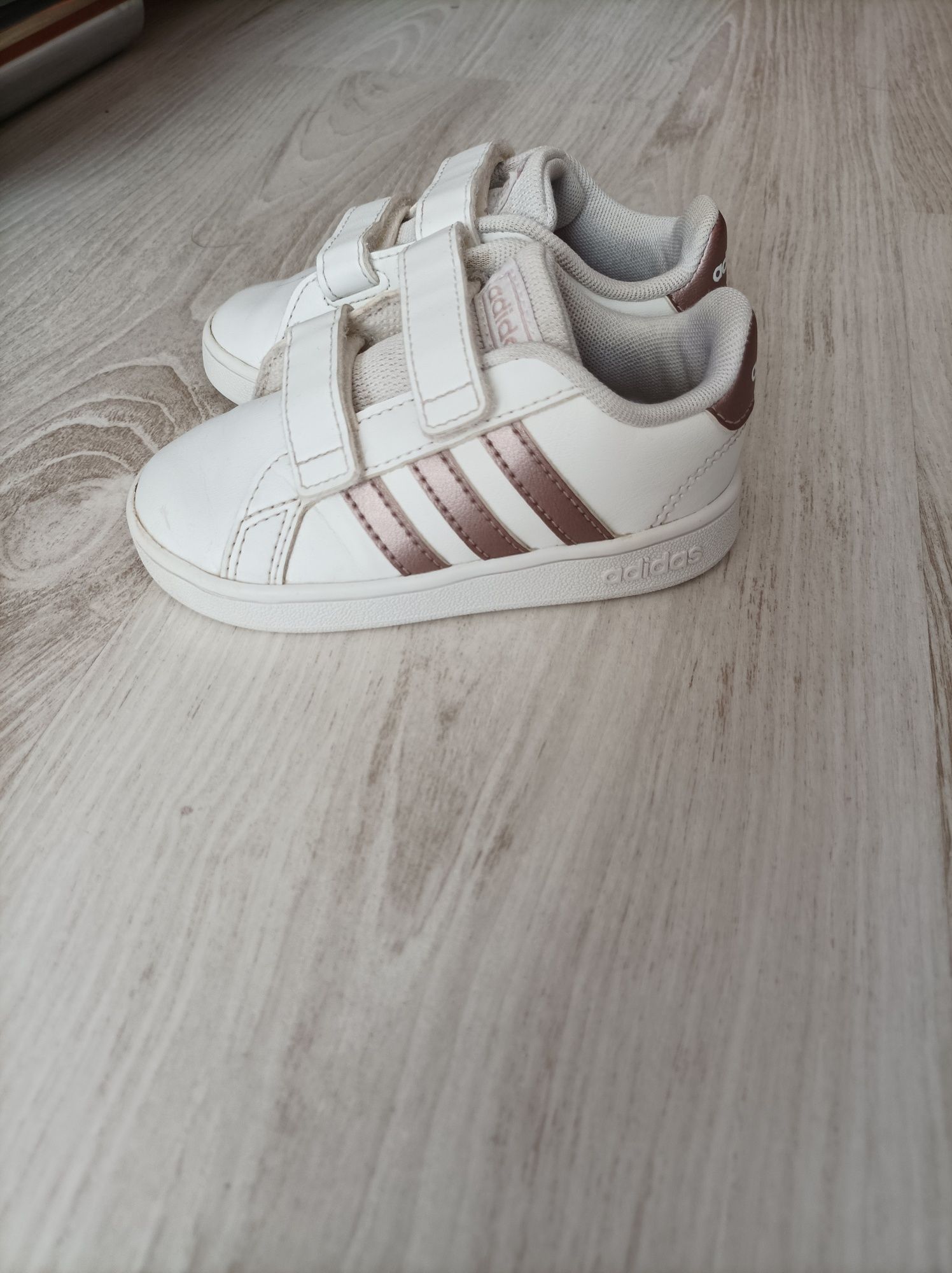 Super Buciki Adidas dla dziewczynki