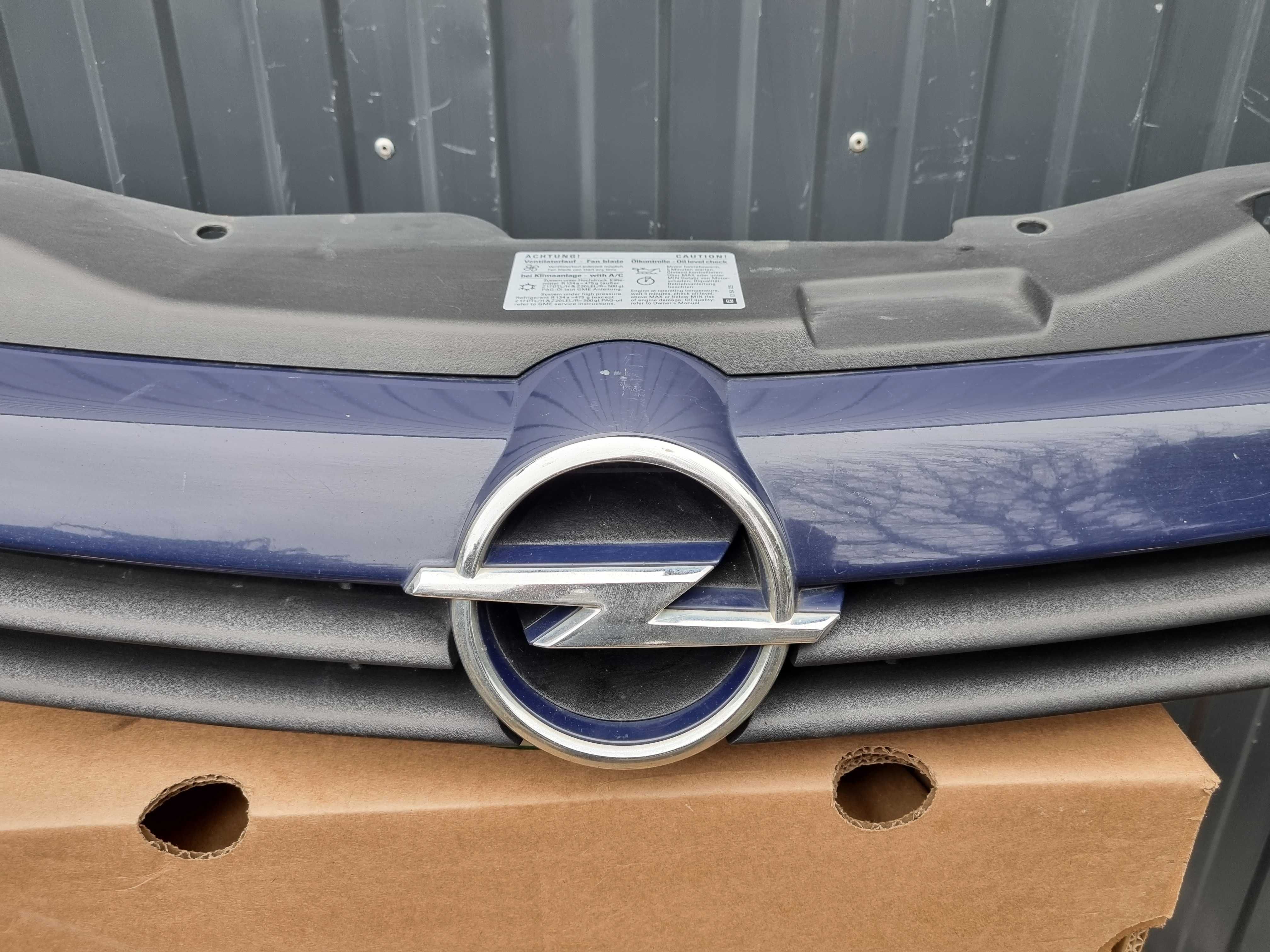 Opel Astra H Grill, Atrapa Chłodnicy 5D Kolor Z20Z