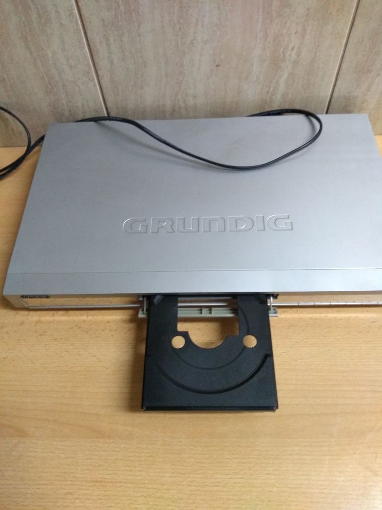 Odtwarzacz DVD Grundig GDP 1100
