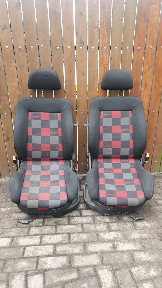 Wysyłka Fotele Vw Golf III GTI