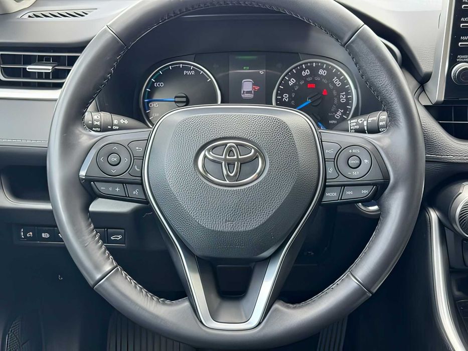Toyota RAV4      2022
