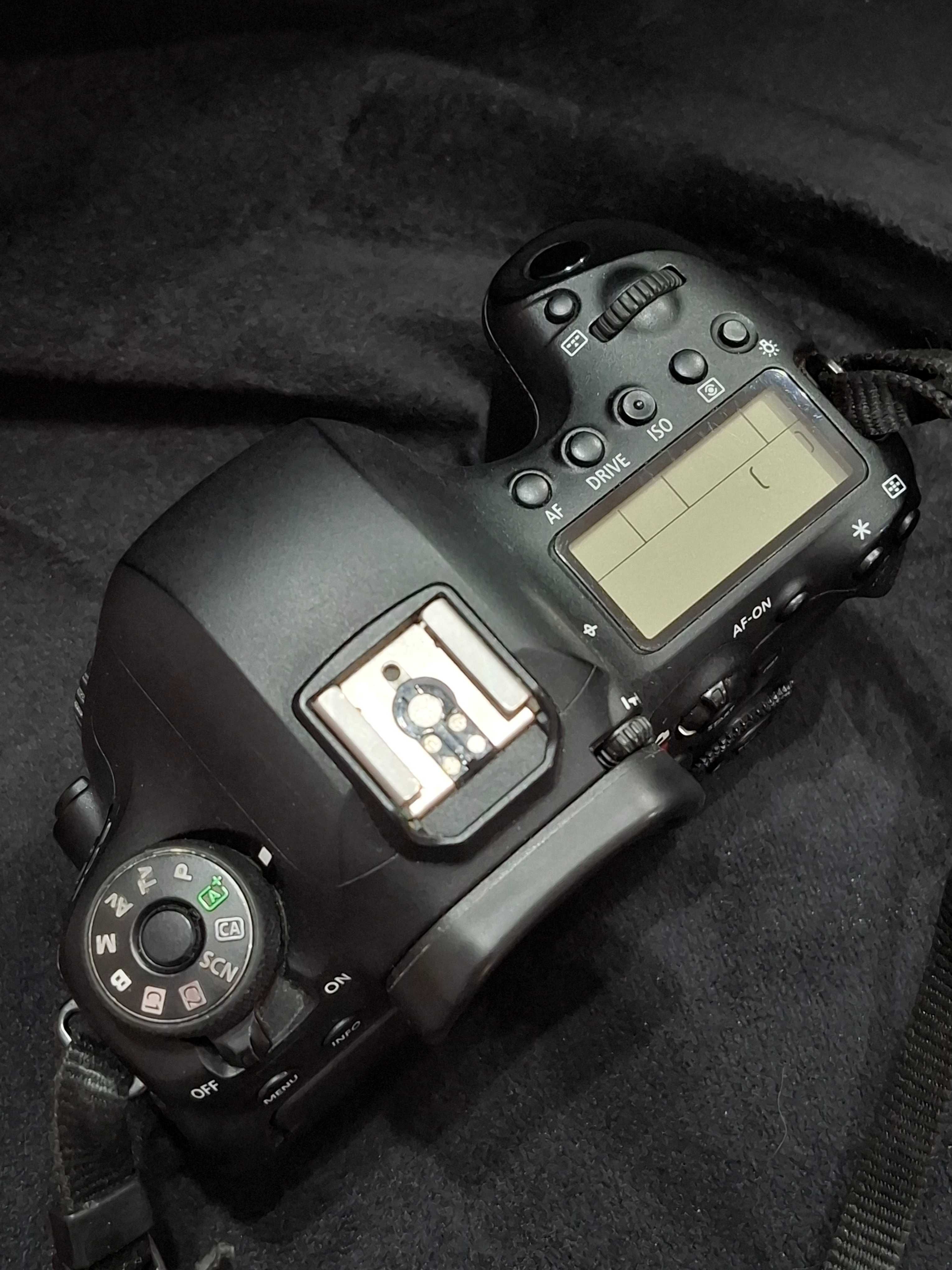 ZADBANY Aparat Canon EOS 6D Mark II torba 2x aku ładowarka lustrzanka