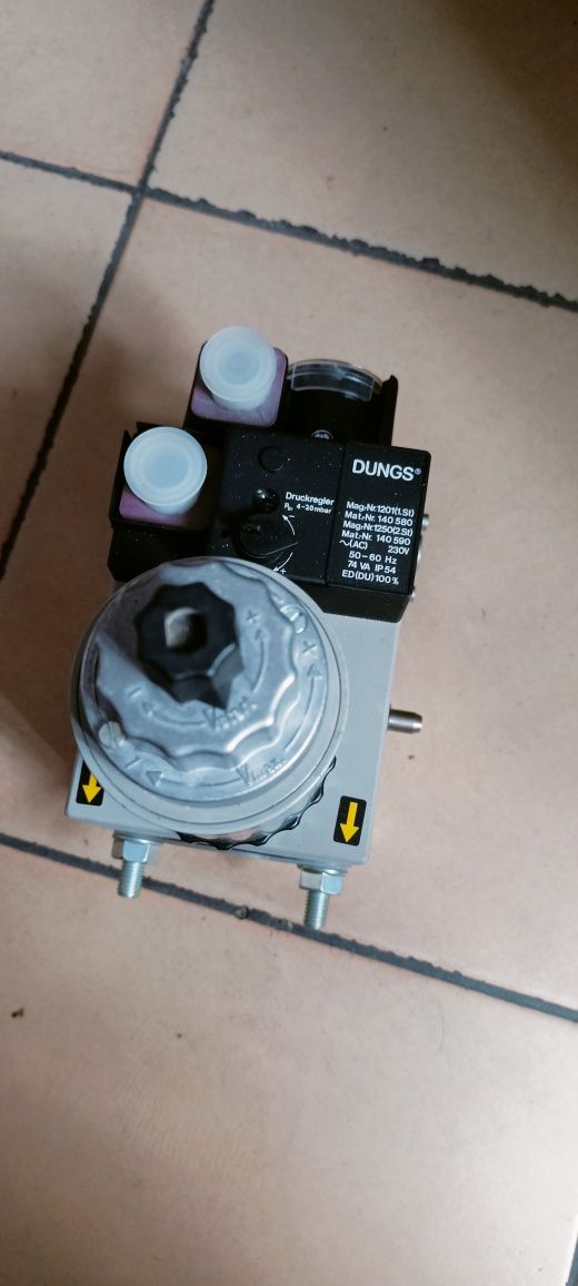 Zawór gazowy palnika Multibloc Dungs MB ZRDLE 410 B01