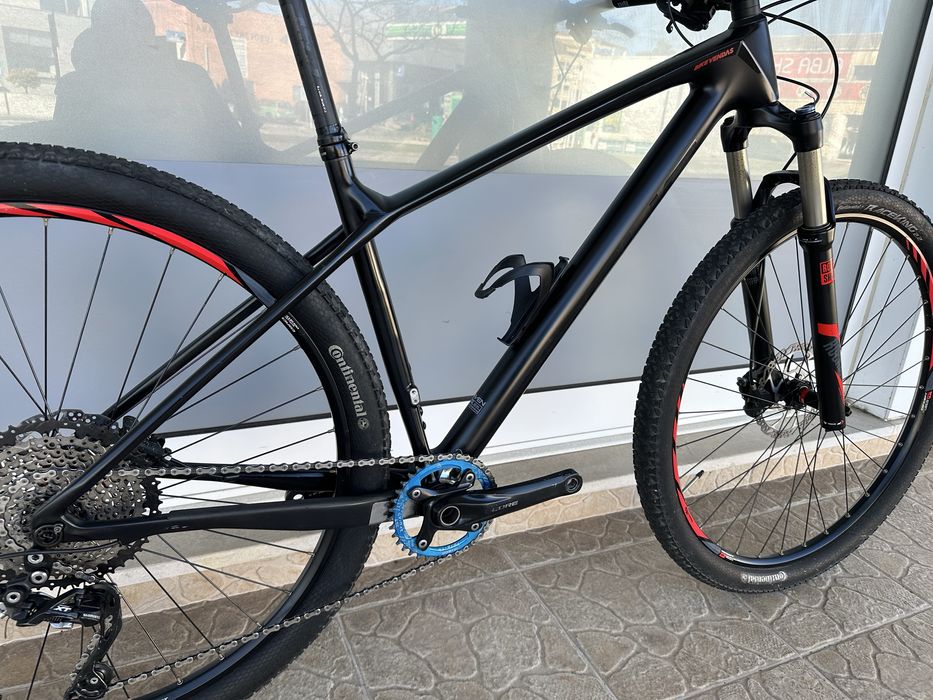 Bicicleta de BTT em Carbono 29