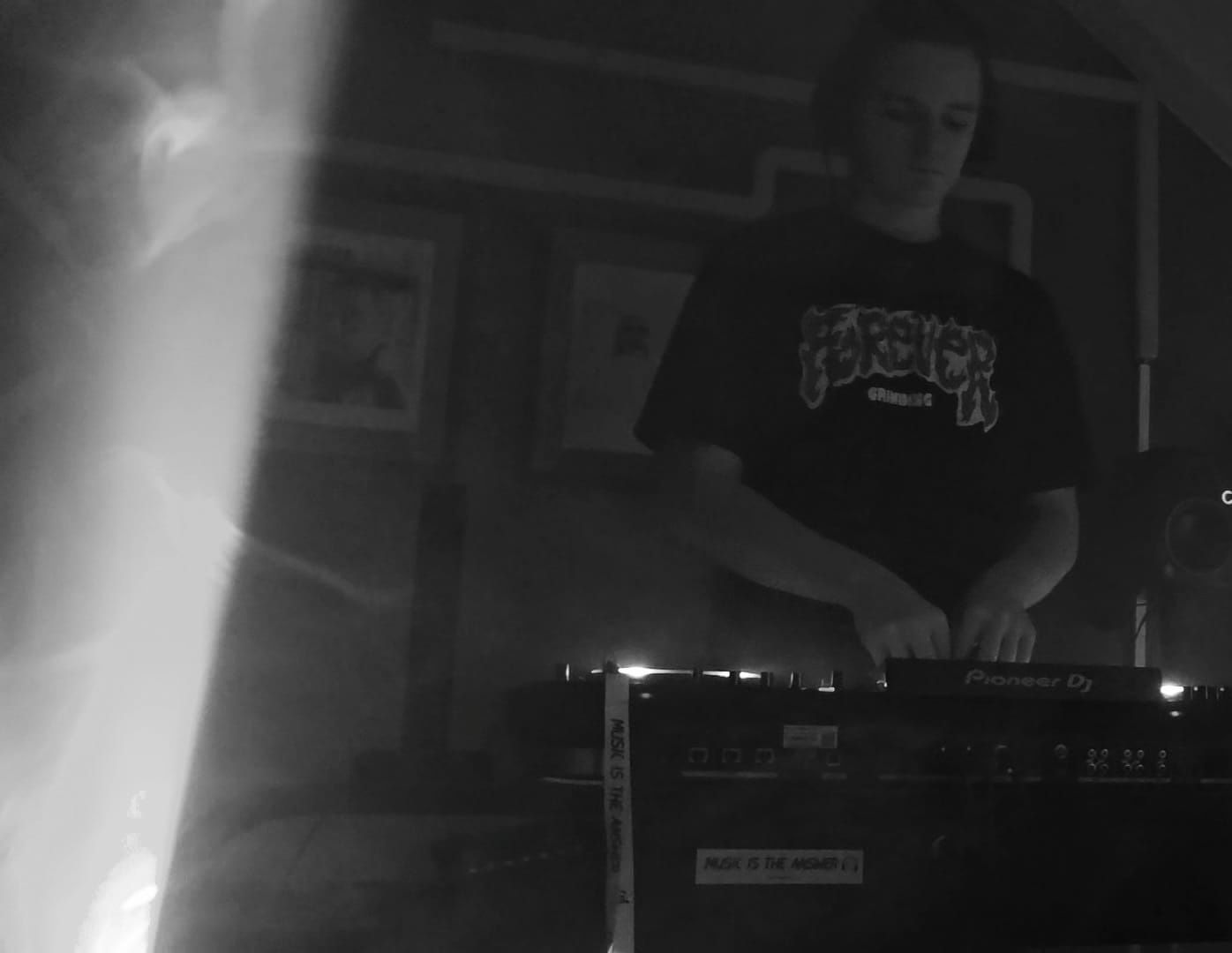 DJ na urodziny, integracje, rocznice, spotkania klasowe,18, 40 itp.