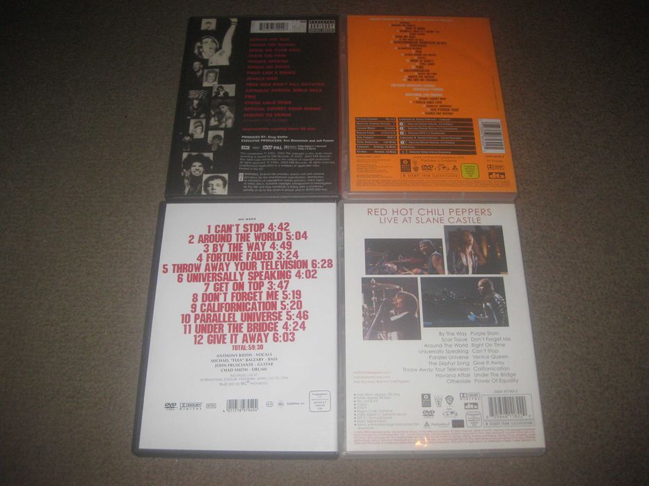 4 DVDs musicais dos "Red Hot Chili Peppers"