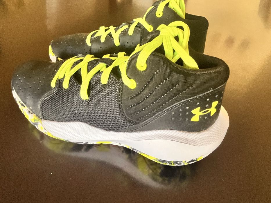 Sapatilhas de rapaz, n. 36,5, Under Armour