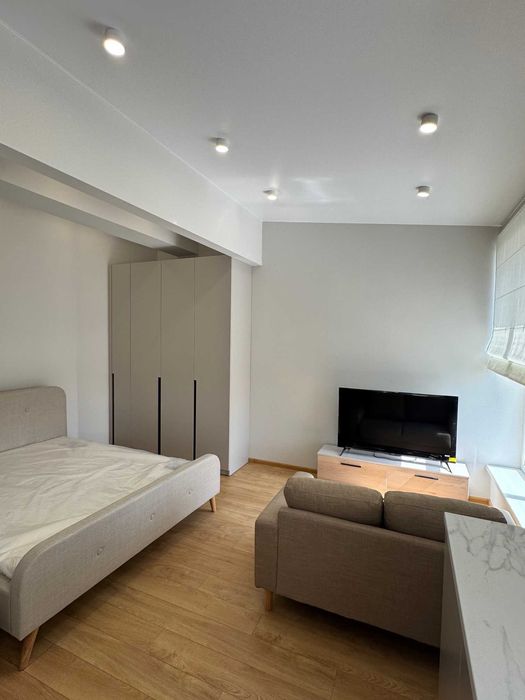 новобудова, клубний будинок. Дафі, Підстанція, пр. Науки. Перша здача