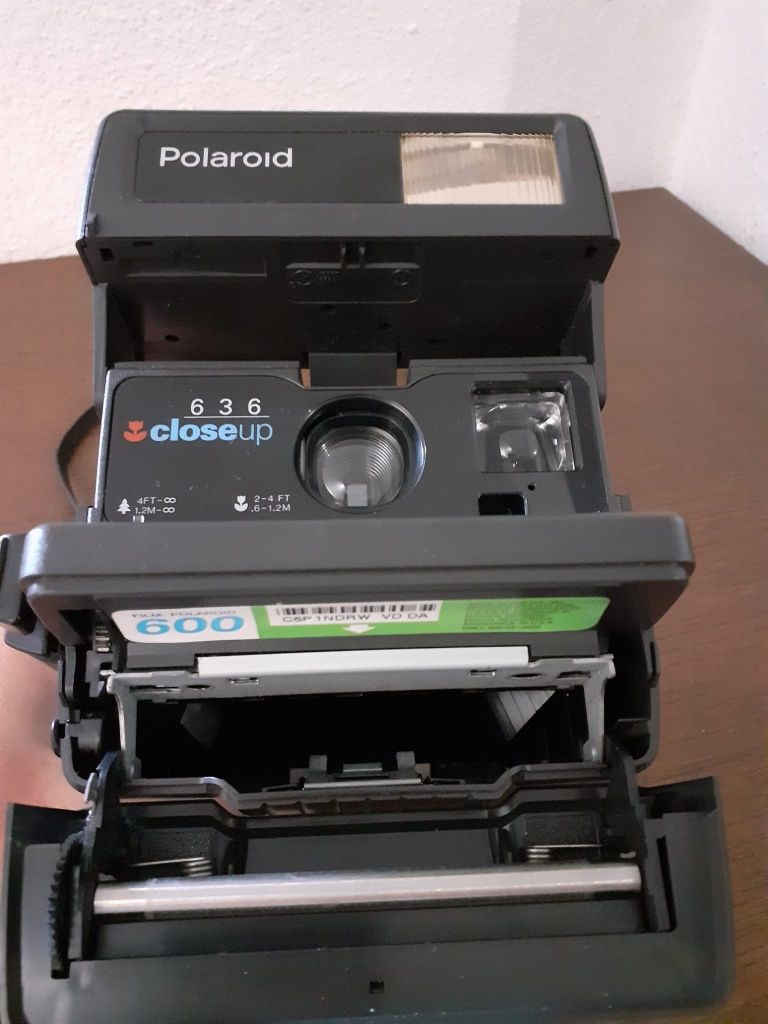 Polaroid 636 ClosedUp Instant Camera