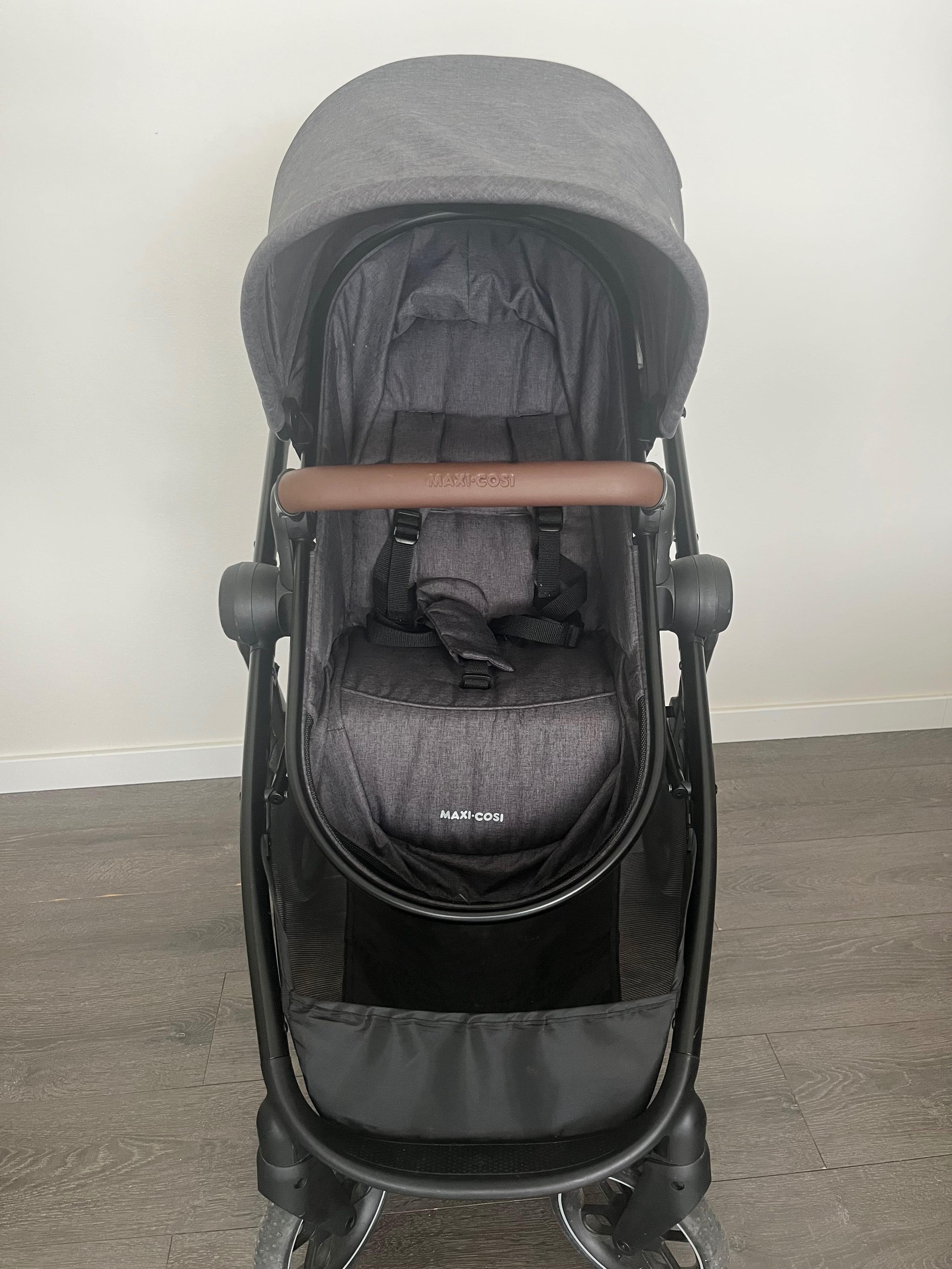 Carrinho de Bebé MAXI-COSI