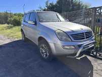 Części Rexton 2.7D 4X4 01r SAF Silnik Skrzynia Drzwi Klapa Lampa Hak