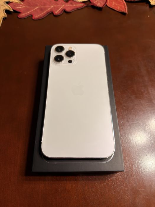 Iphone 12 Pro Max 128 GB - Biały zadbany, działa perfekcyjnie