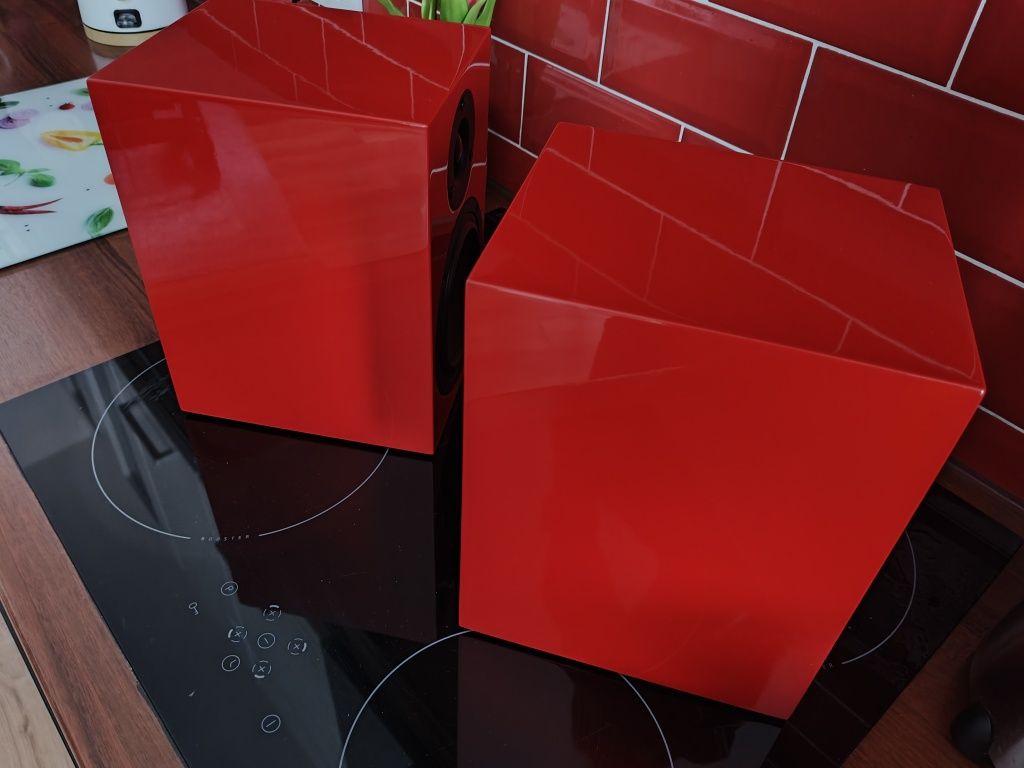 Kolumny podstawkowe, półkowe Pro-Ject Speakerbox 5, czerwone