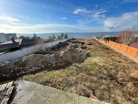 Соляні еліт. район будинок 400 кв.м,7 сот на березі ціна 130 тис.у.о.
