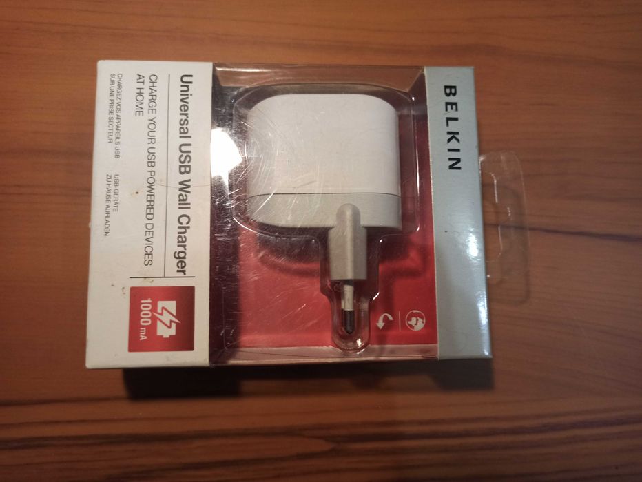 Универсальное USB-зарядное устройство Belkin