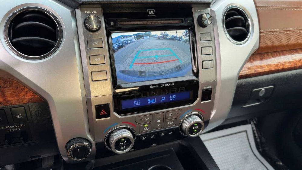 Toyota Tundra 1794 Edition CrewMax      2017