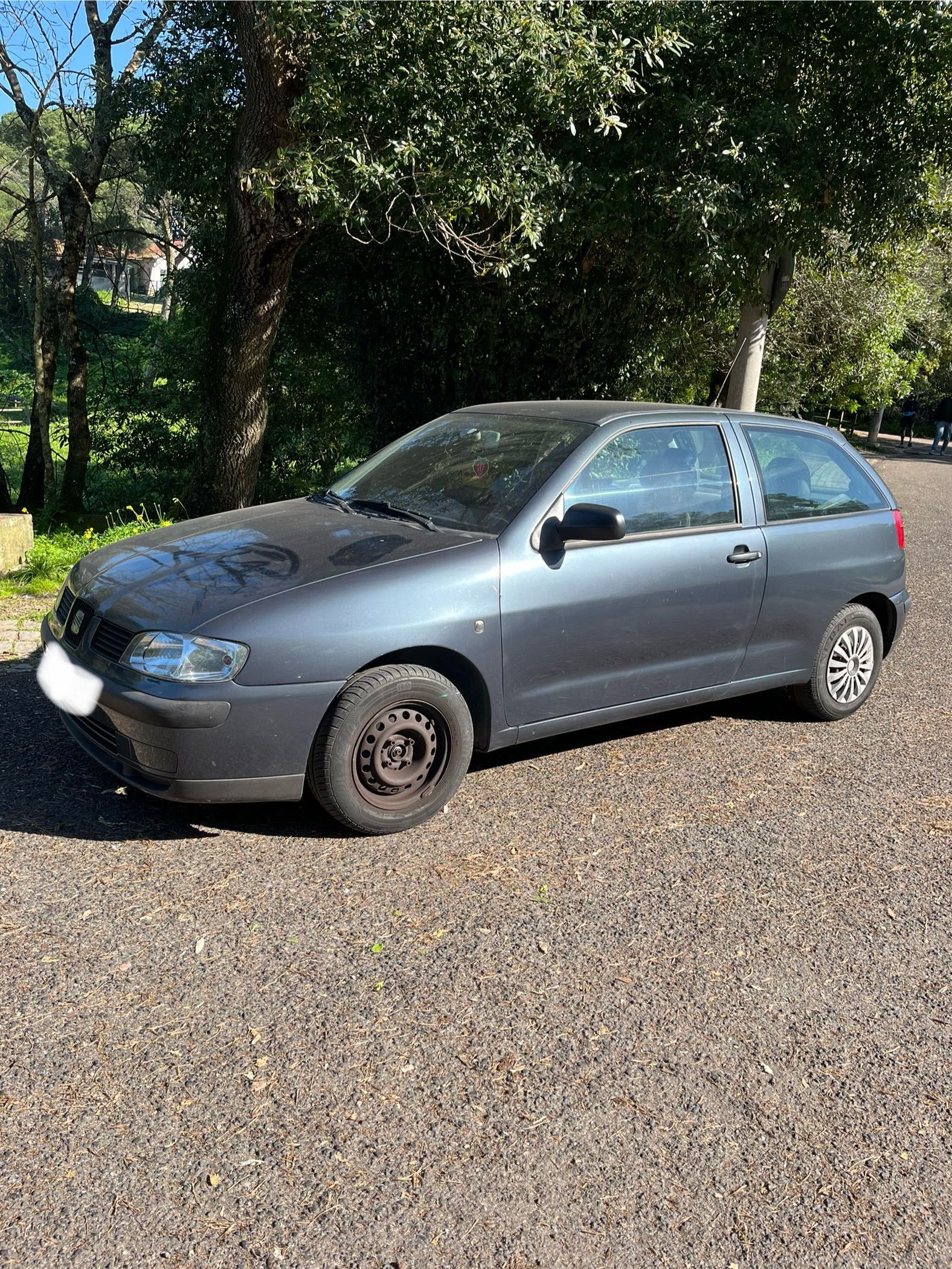 Seat Ibiza do ano 2000 1.0 gasolina