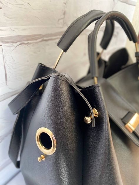 Сумка 3 в 1 дуже зручна. Якісна.