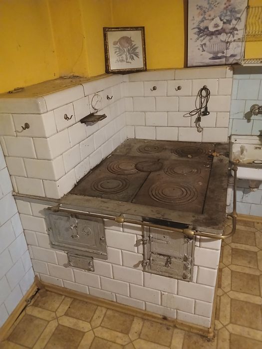 Tradycyjny piec kaflowy oryginal prl Masywny solidny dobry stan ozdoba