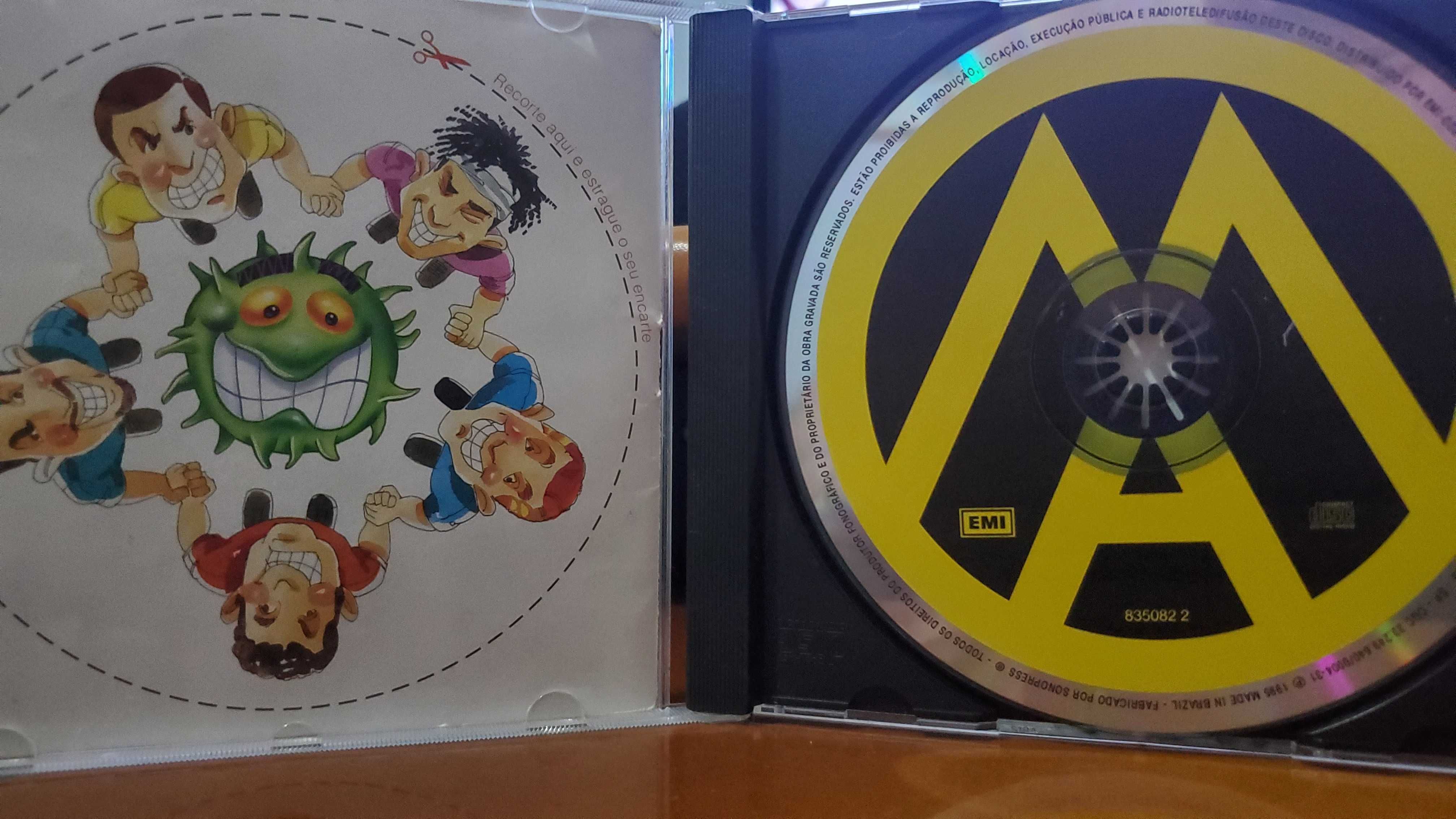 CD Mamonas Assassinas