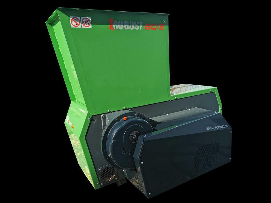 Rozdrabniacz, do drewna, płyty, MDF, DEMO Robust REUSER SD600 18,5kw