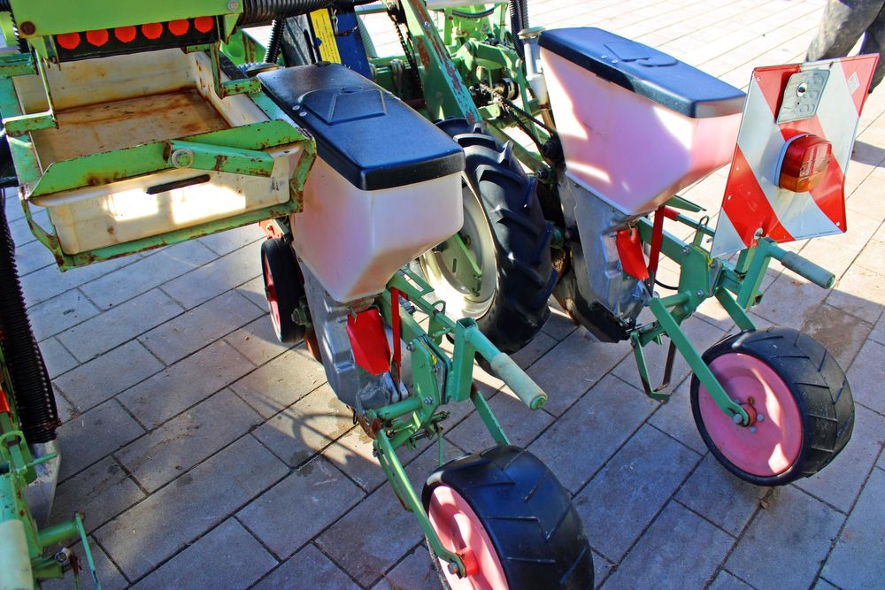 Siewnik do kukurydzy talerzowy NODET Super Stan Transport