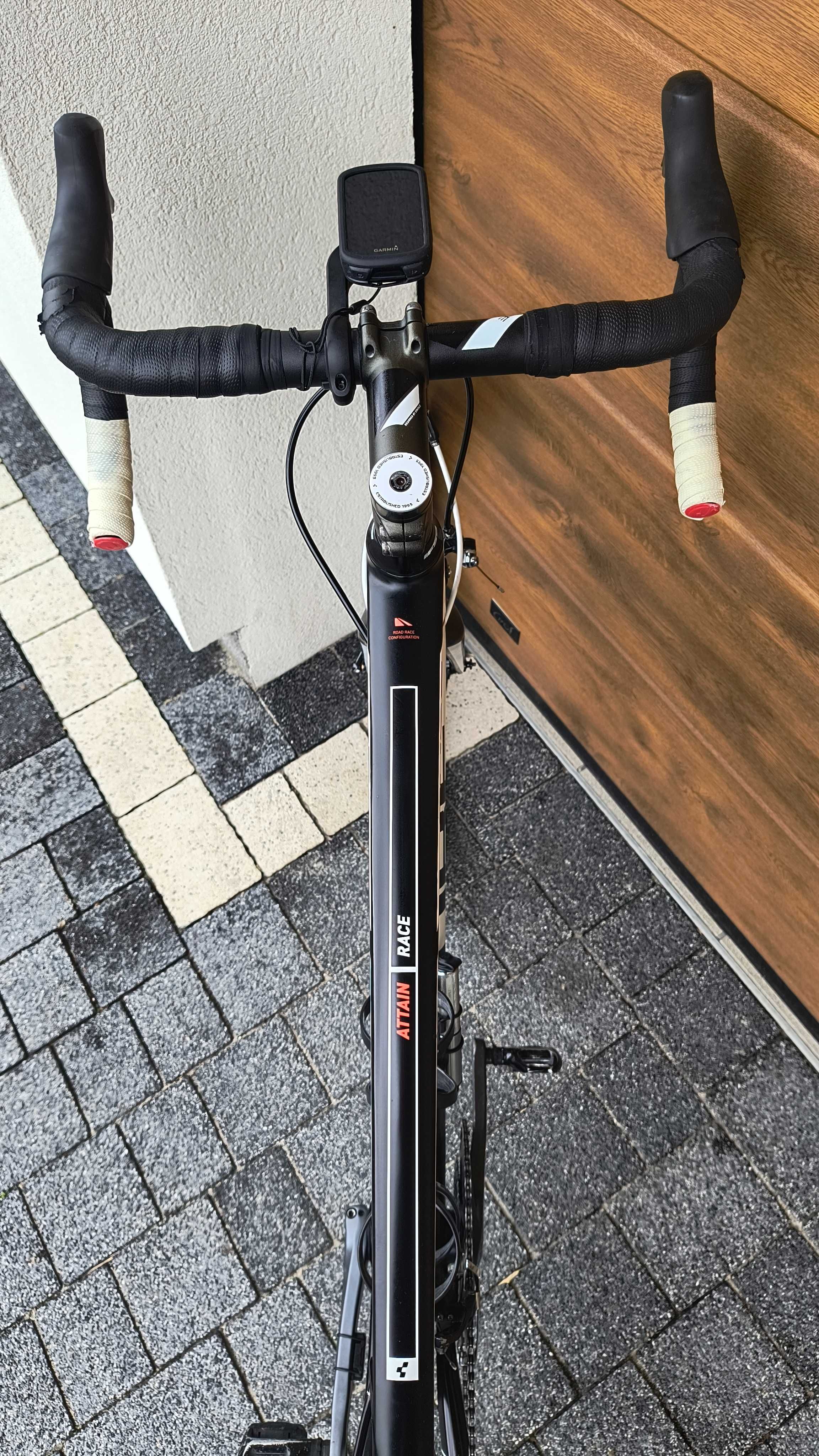 Rower szosowy carbon Cube Attain GTC Race r.56, koła carbon DT Swiss
