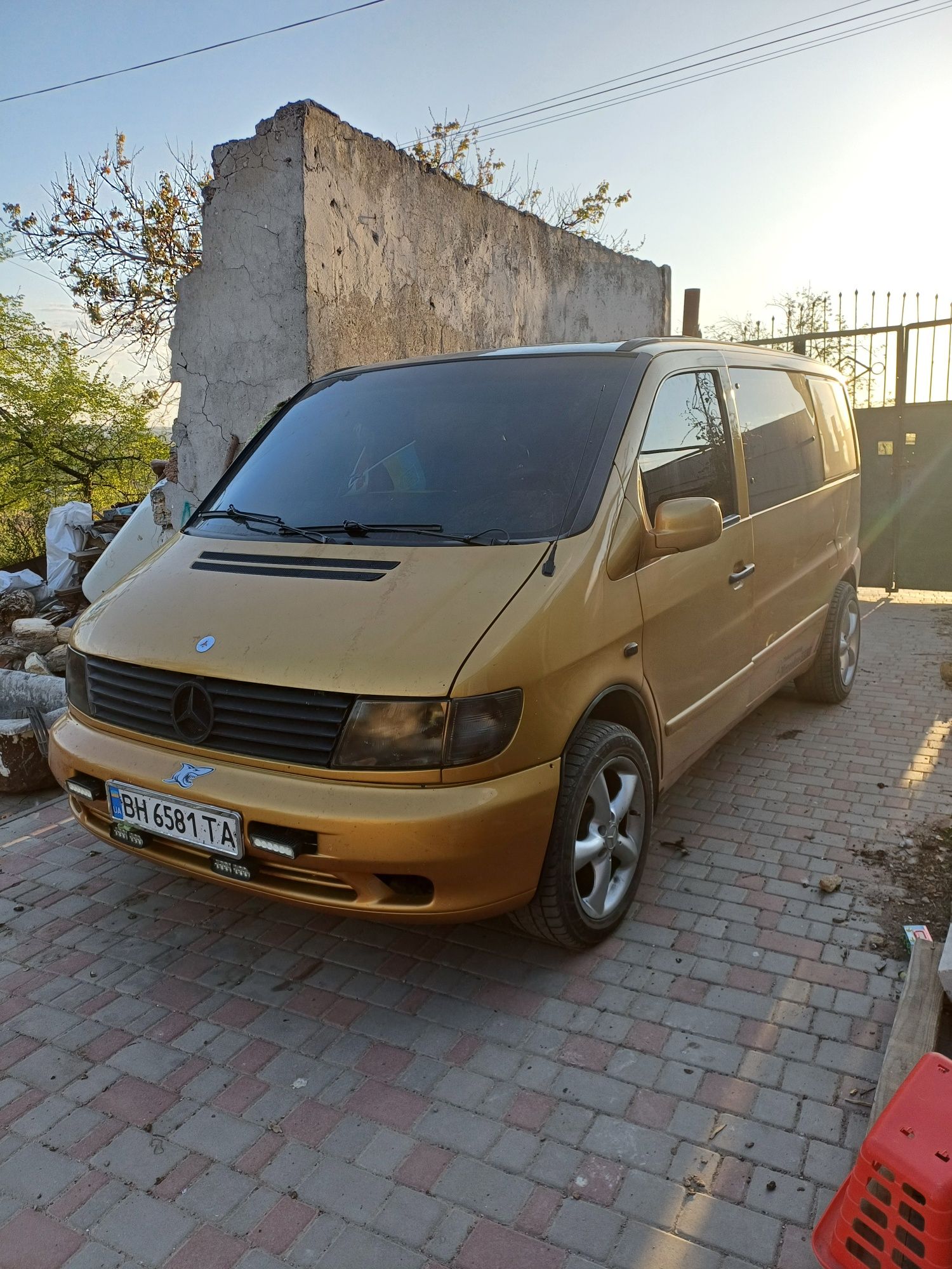 Мерседес vito 638