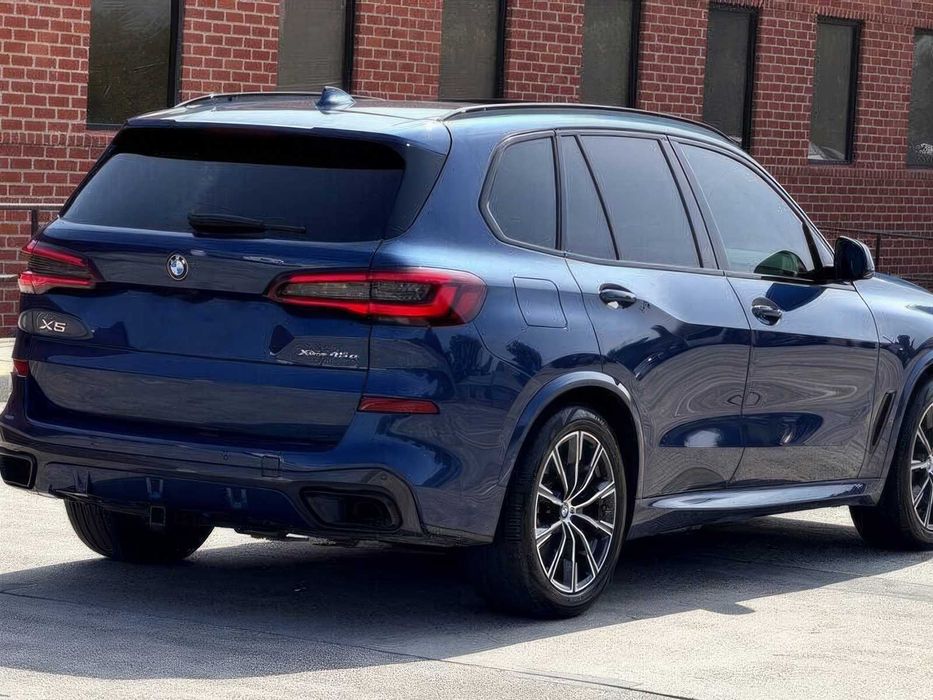 BMW X5 xDrive45e      2021
