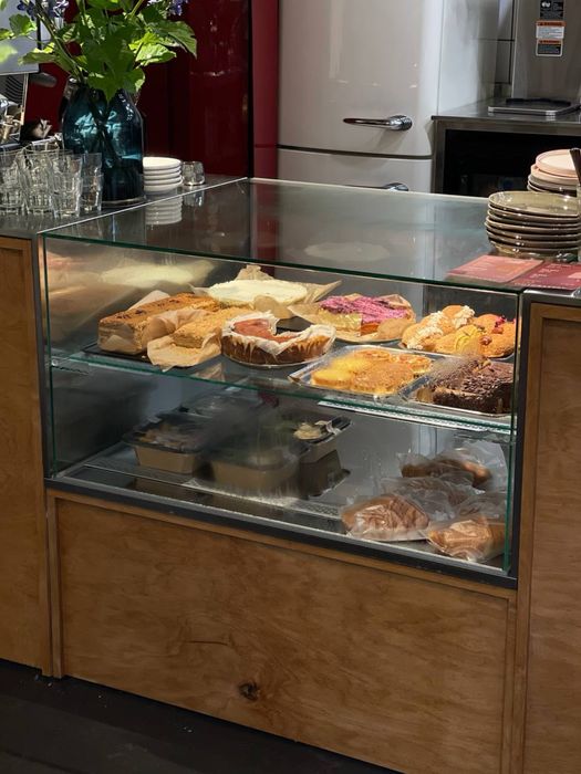 Холодильник, ретро холодильник, барний, льодогенератор, чілер, мороз