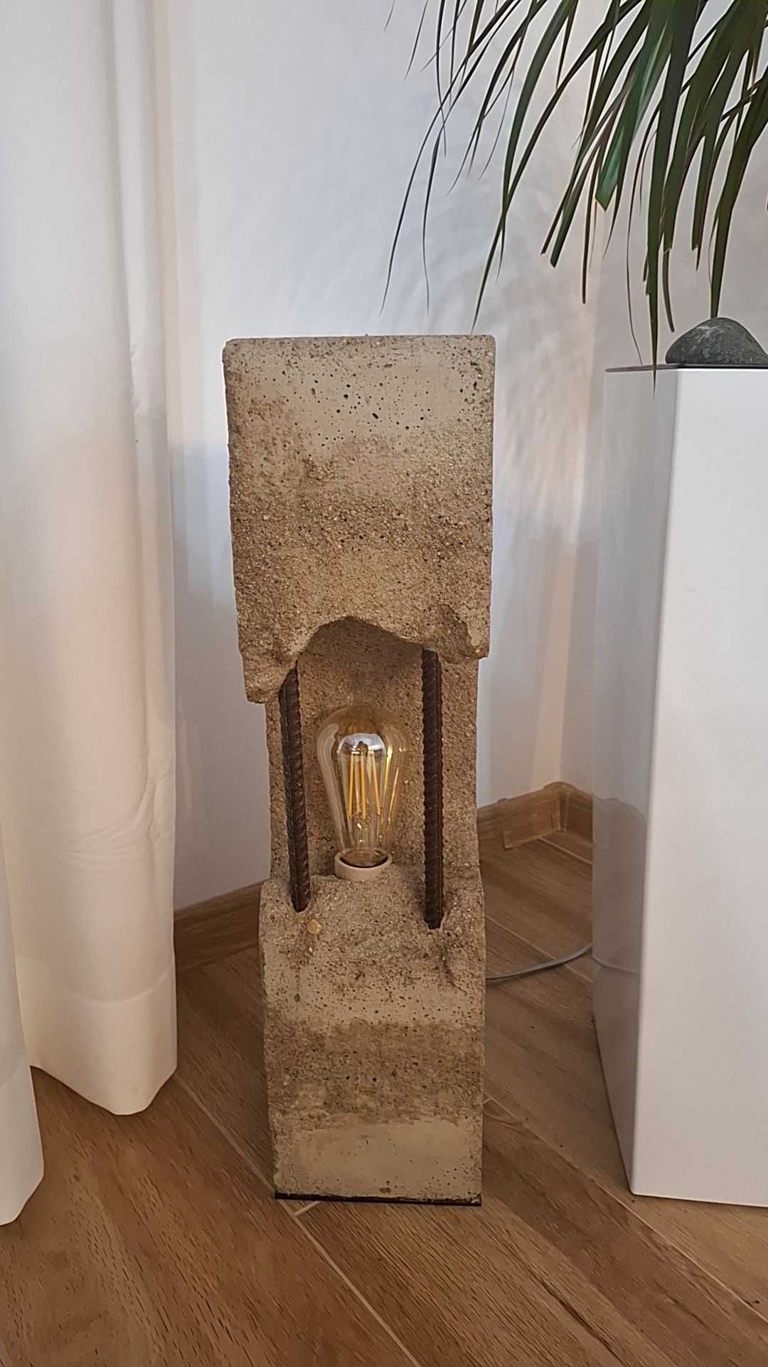 Industrialna Lampa Betonowa