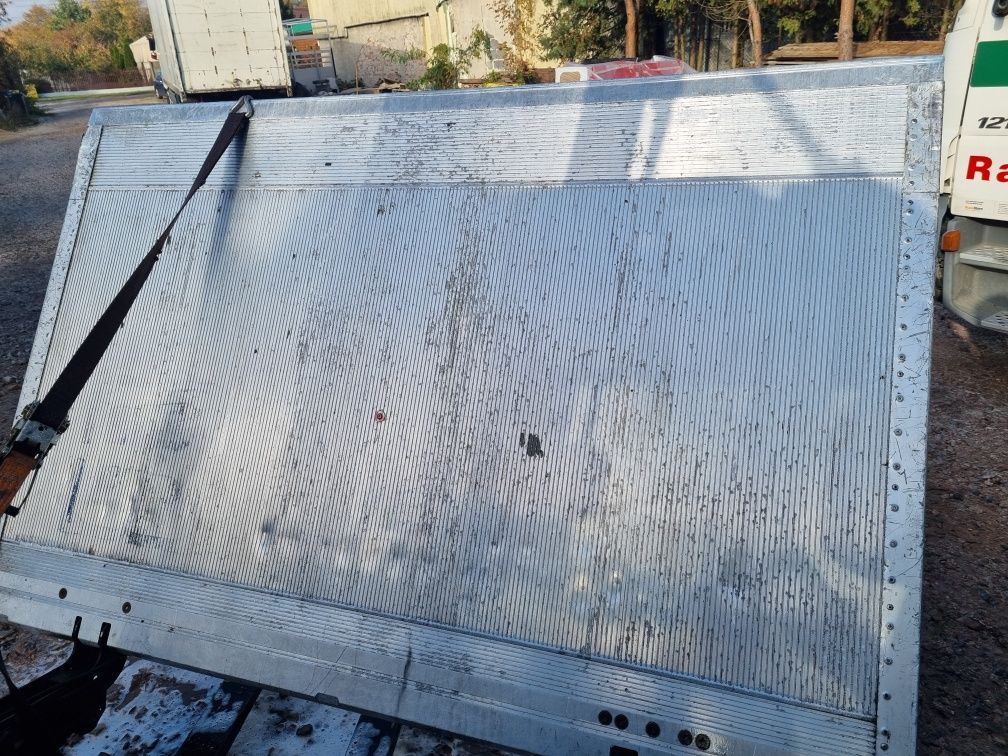 Winda Bar 750 kg do Renault Master z montazem. Zakup na raty.
