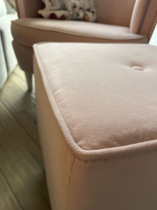 Fotel uszak z podnóżkiem, fotel do siedzenia wygodny