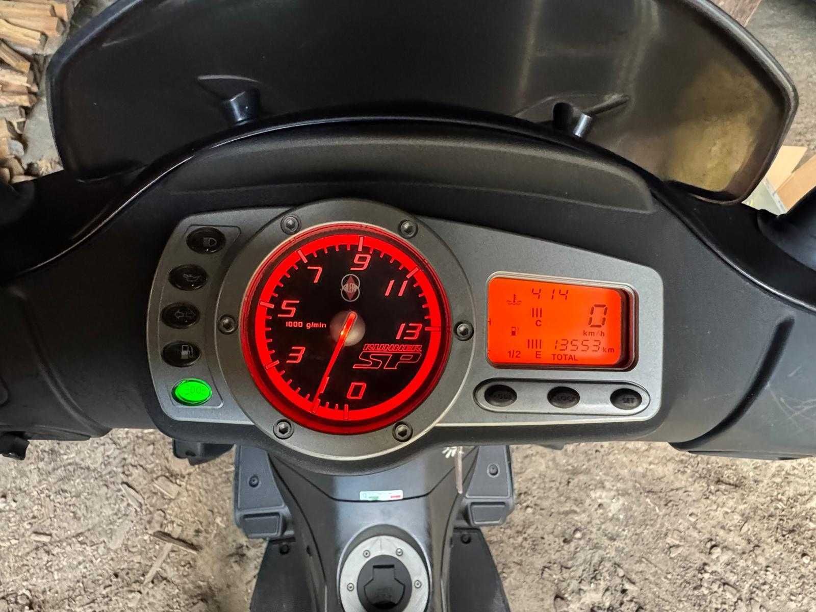 Super skuter Piaggo Gilera Runner !!!