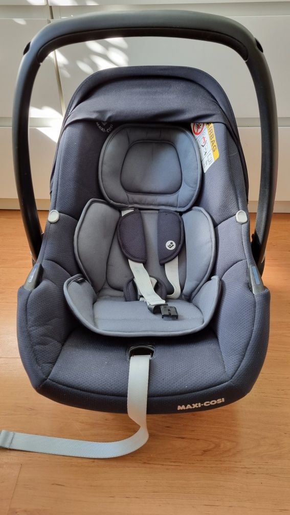 Fotelik/nosidło Maxi Cosi Tinca + baza isofix Family fix 3