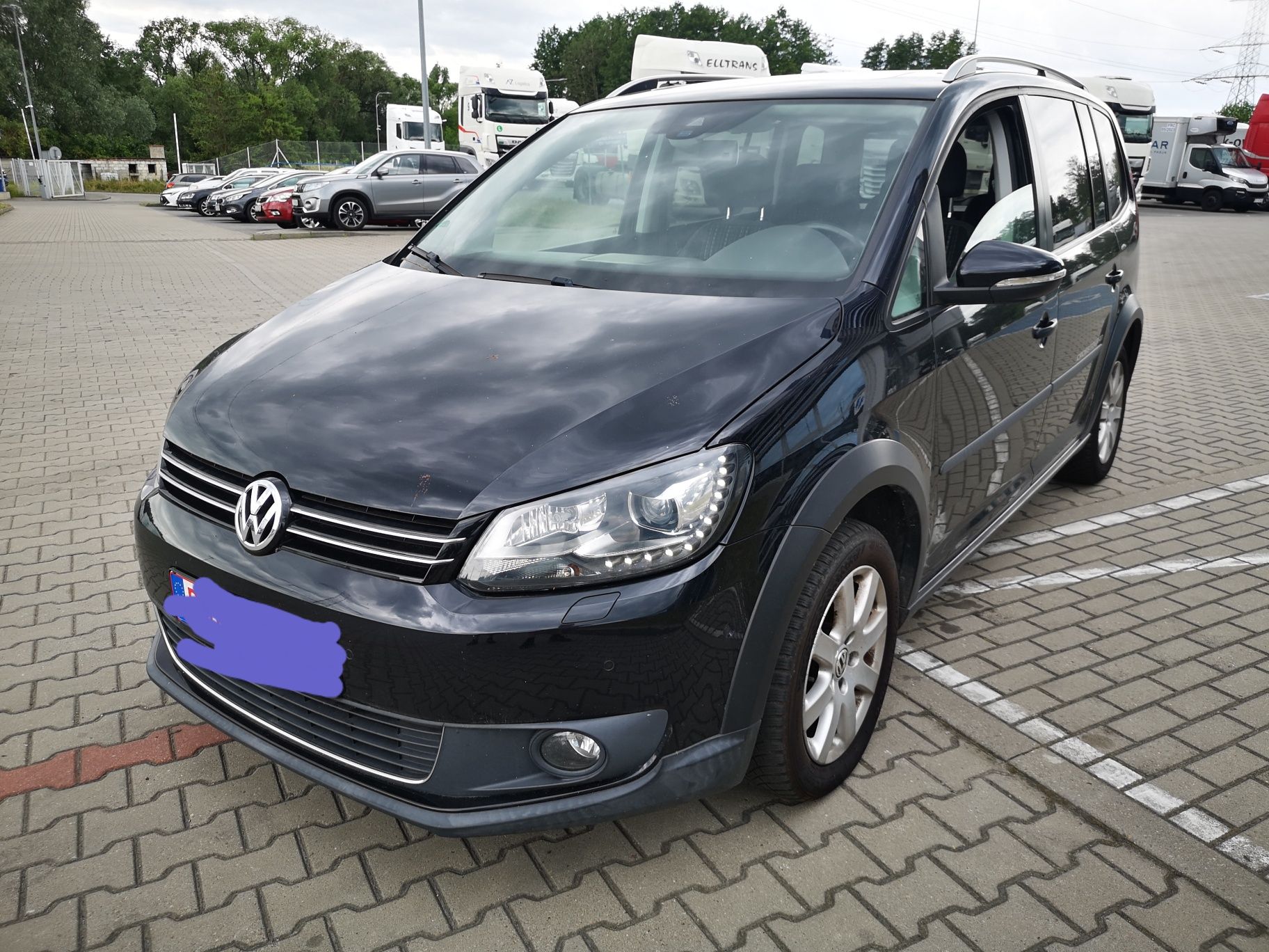 Touran cross 1.6 tdi, dsg, led