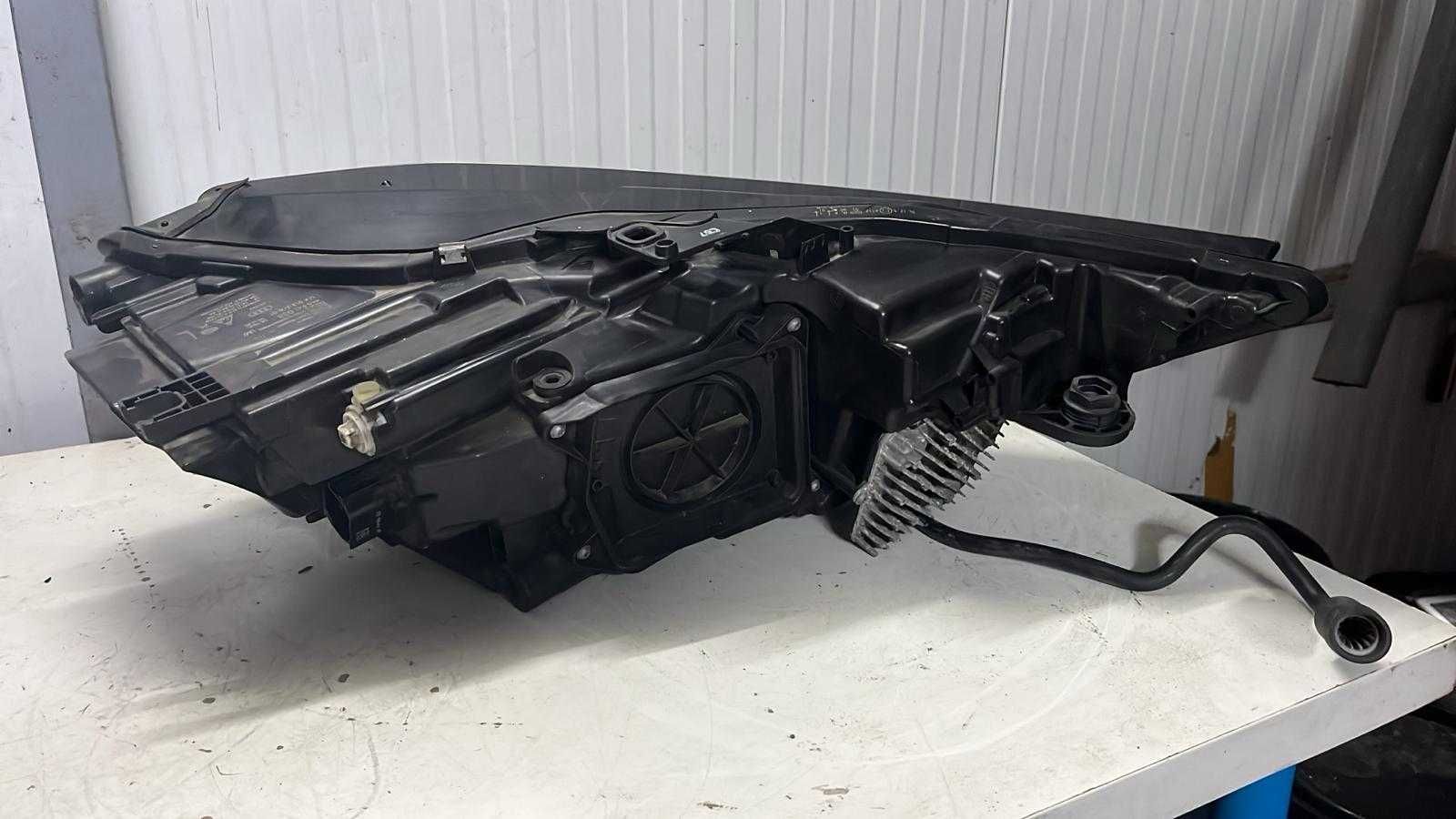 Farol esquerdo AUDI A6 C8 (4A2) 40 TDI Mild Hybrid