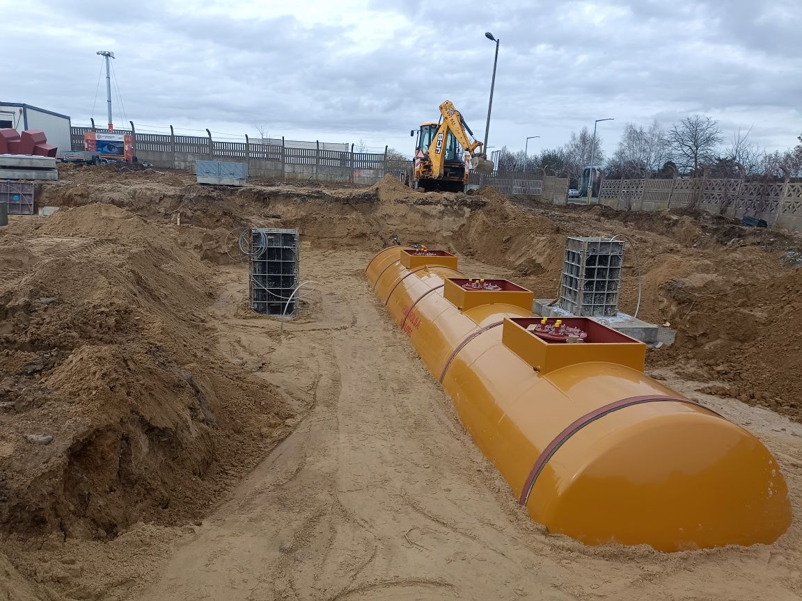 Usługi koparkami, transport, wyburzenia 

Koparko-ładowarkami JCB 3CX.