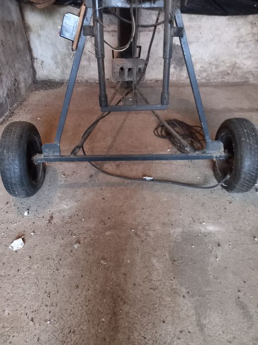 Продам погрузчик шнековый