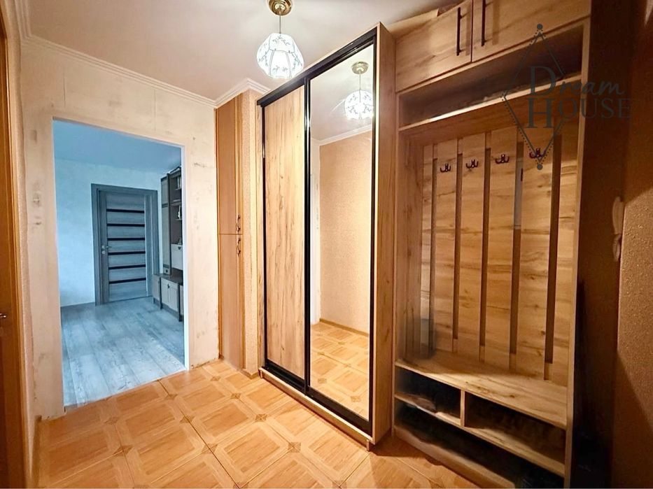 Продаж 3 кімнатної квартири покращеного планування